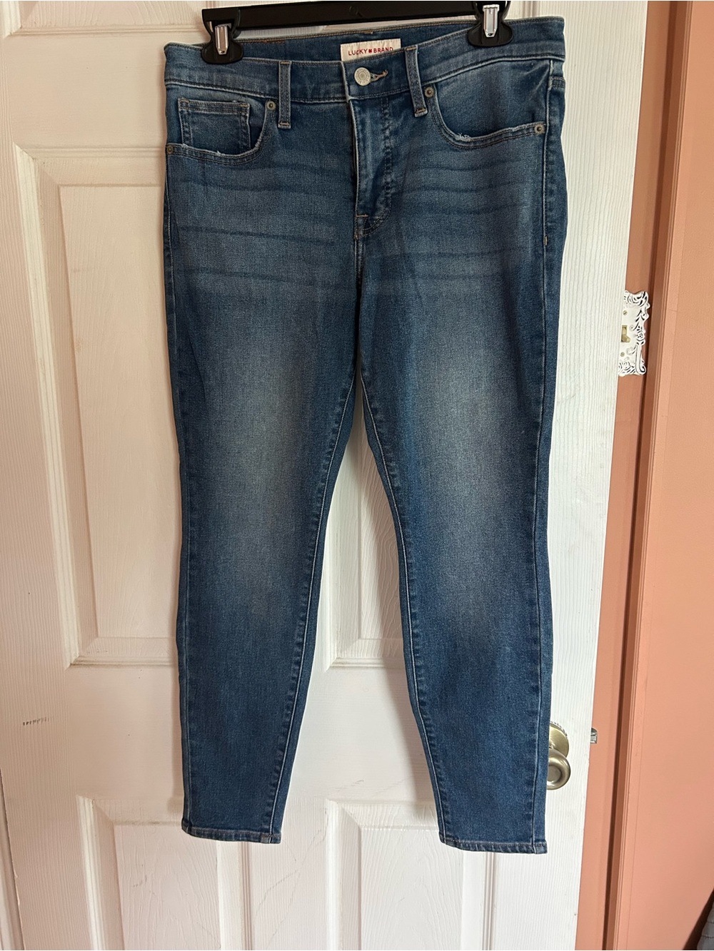 Lucky Brand Dark Blue Skinny Jeans with Subtle Fading